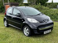 PEUGEOT 107